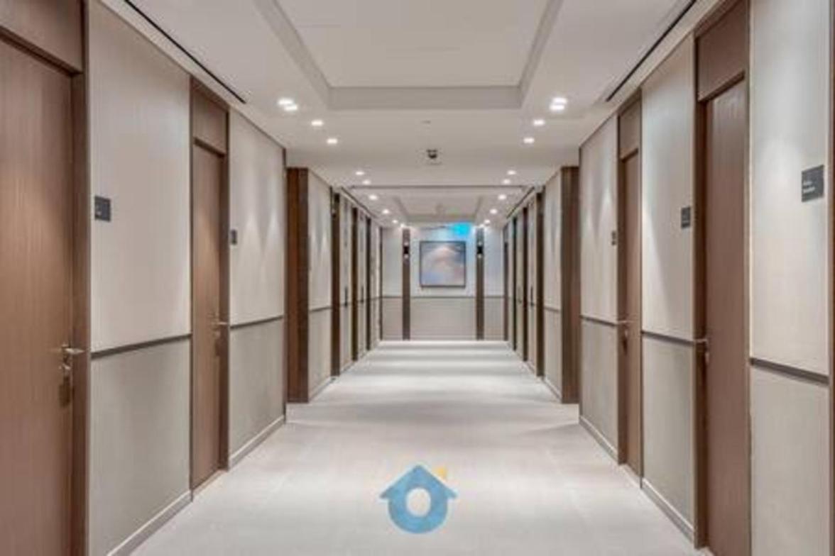 Apartment 5610gr Sky-high Two Bedroom In Downtown Dubai