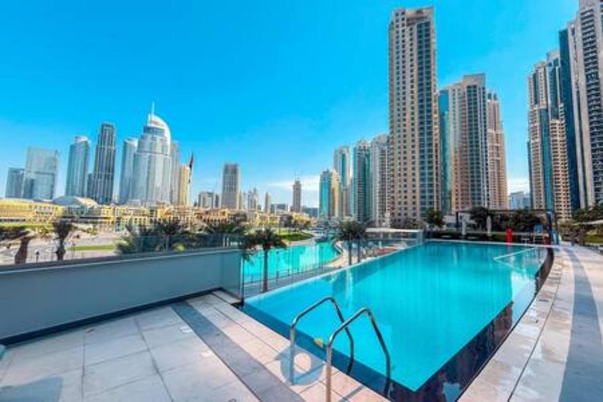 5610gr Sky-high Two Bedroom In Downtown Apartment