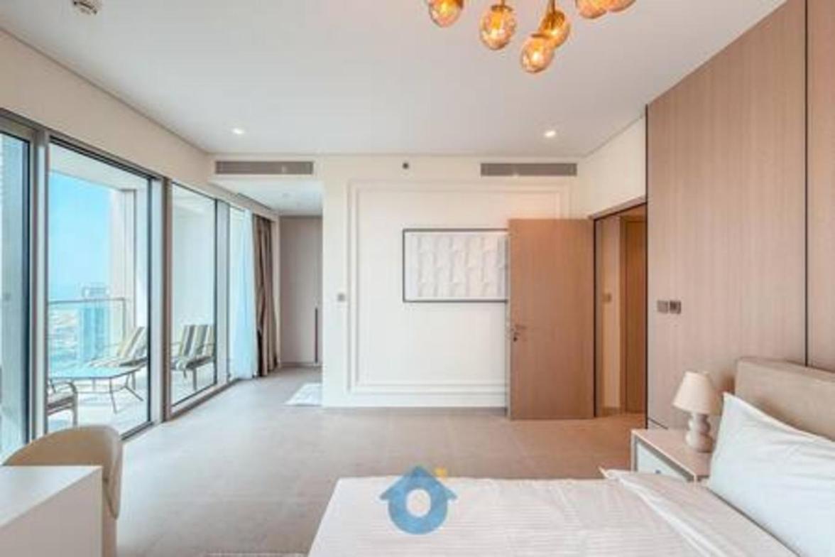 5610gr Sky-high Two Bedroom In Downtown Apartment *