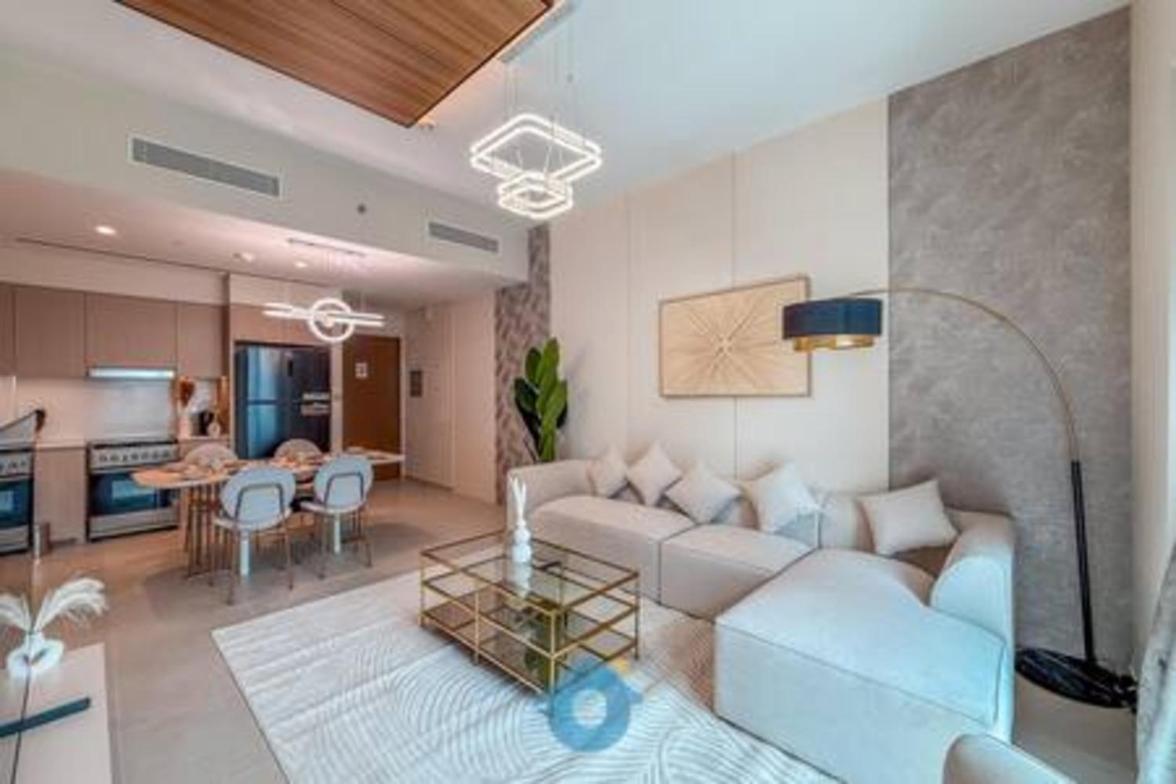 5610gr Sky-high Two Bedroom In Downtown Apartment