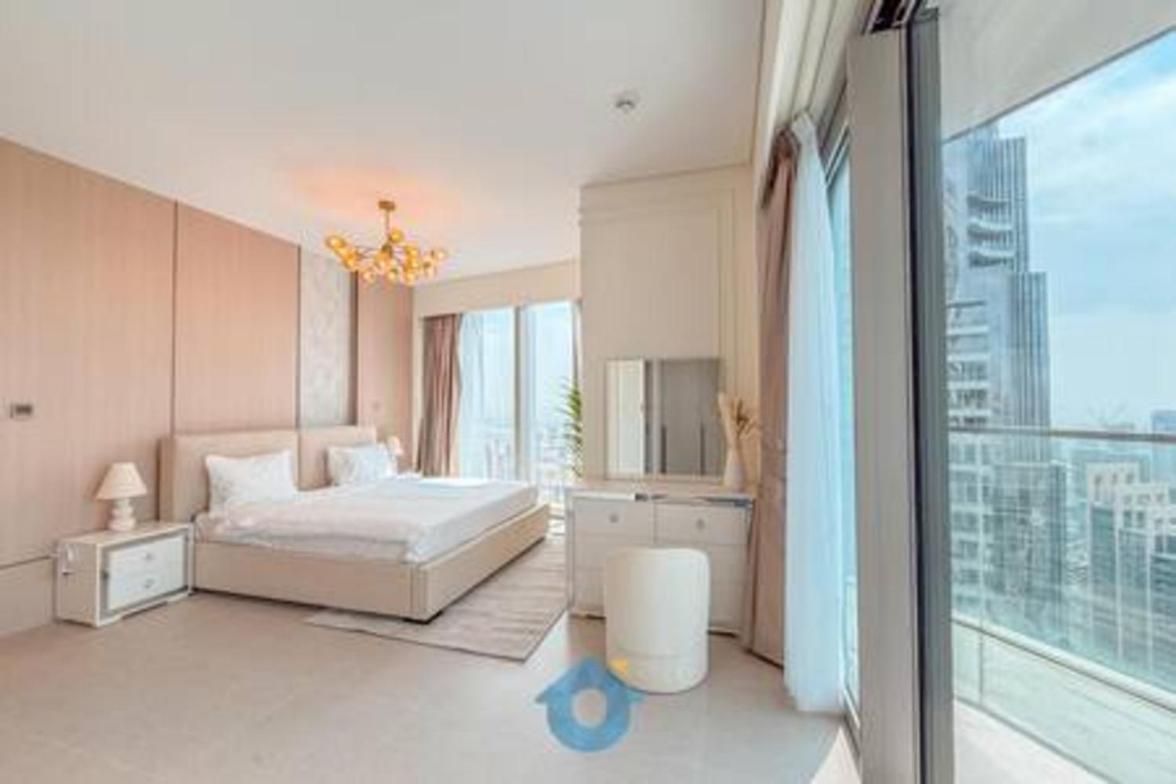 5610gr Sky-high Two Bedroom In Downtown Apartment *
